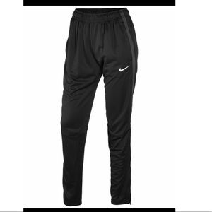 Nike Women’s Black Sweatpants